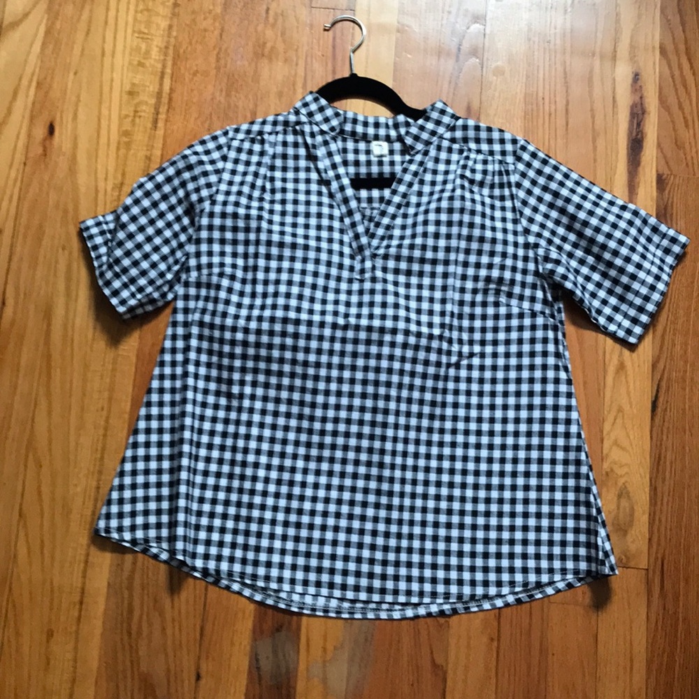 Checkered linen blouse